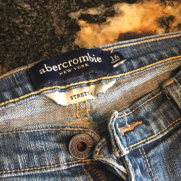 Abercrombie blue Jeans 2 pair! - Picture 3 of 6